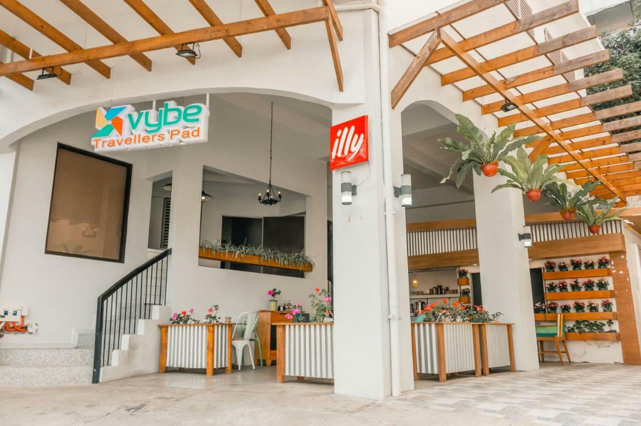 Vybe Travellers Pad Apartment Baguio City Exterior foto